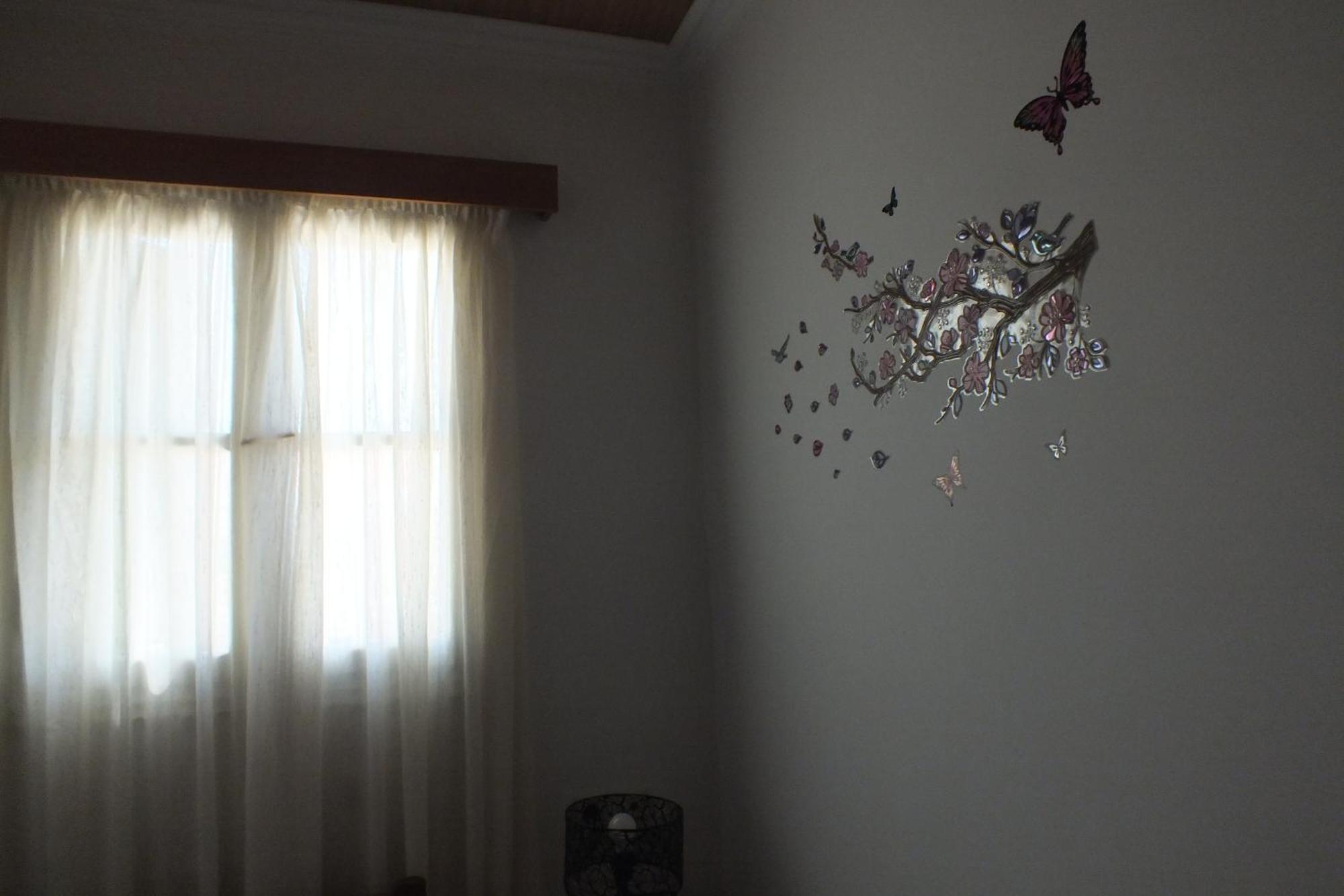 Zoe Apartment