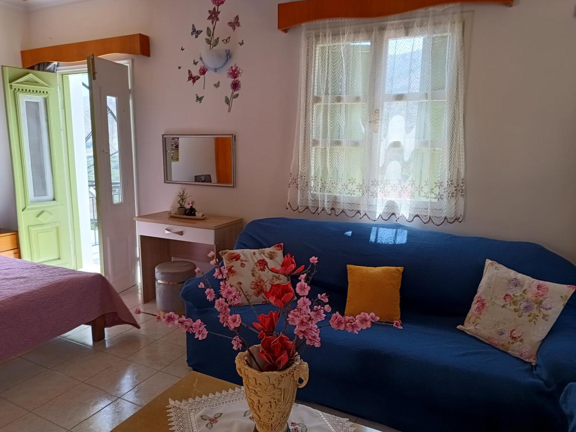 Zoe Apartment *